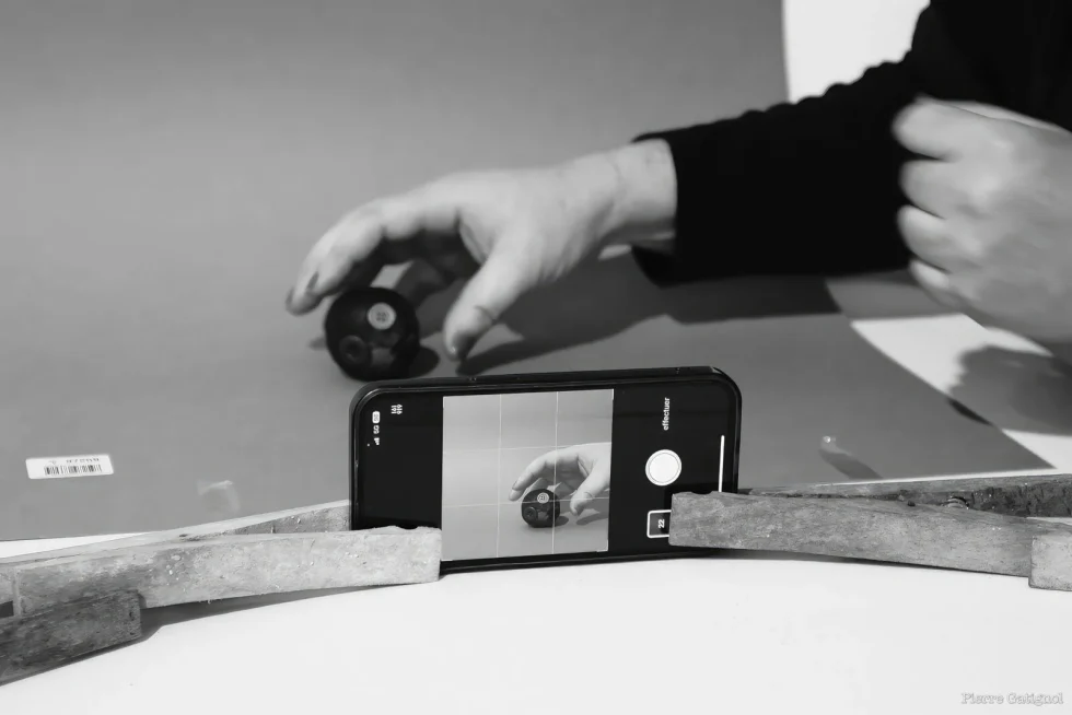 Participants en atelier stop-motion noir et blanc